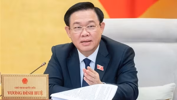 Khắc phục tình trạng cán bộ né tránh, sợ sai không chịu làm, đùn đẩy trách nhiệm