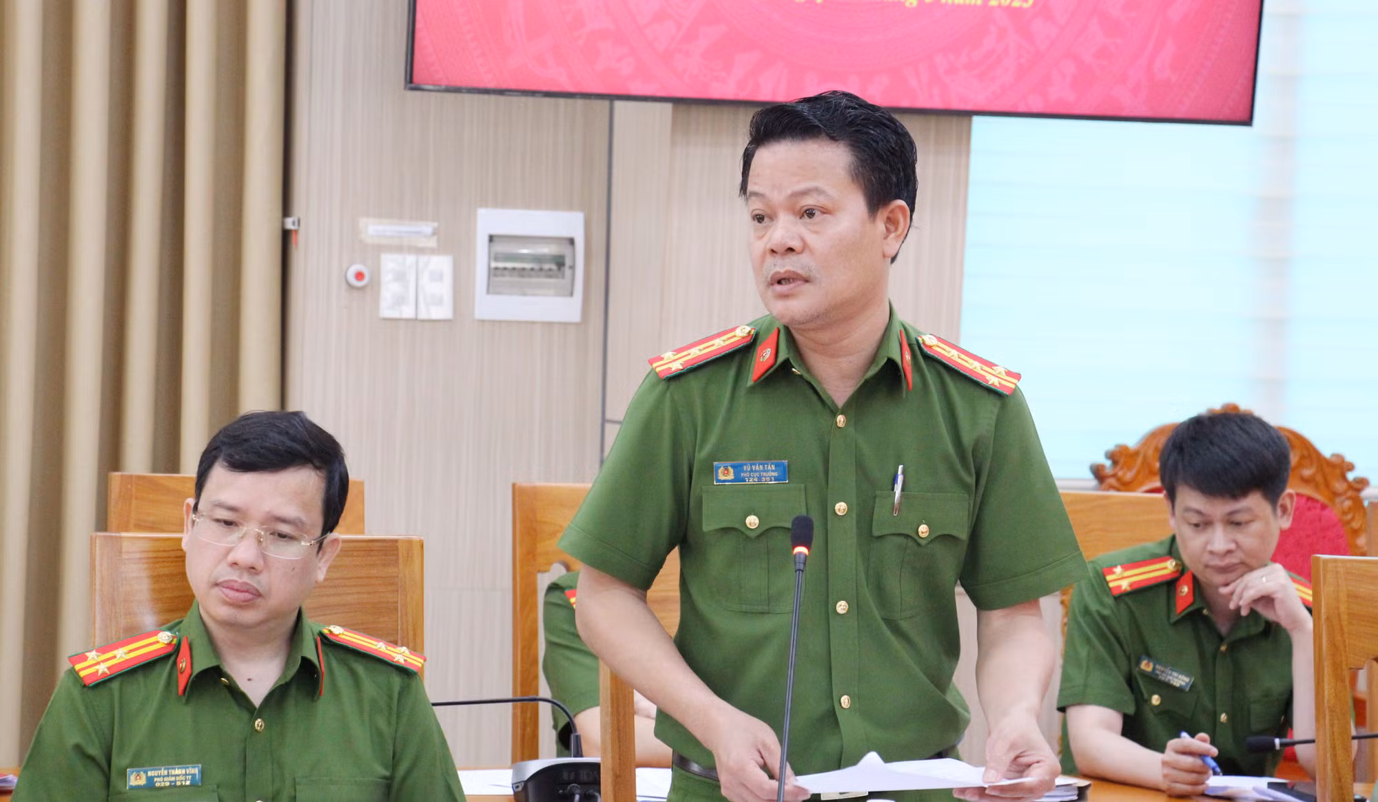 Nhìn nhận, đánh giá những tồn tại&nbsp;trong quá trình thực hiện triển khai Đề án 06 -1