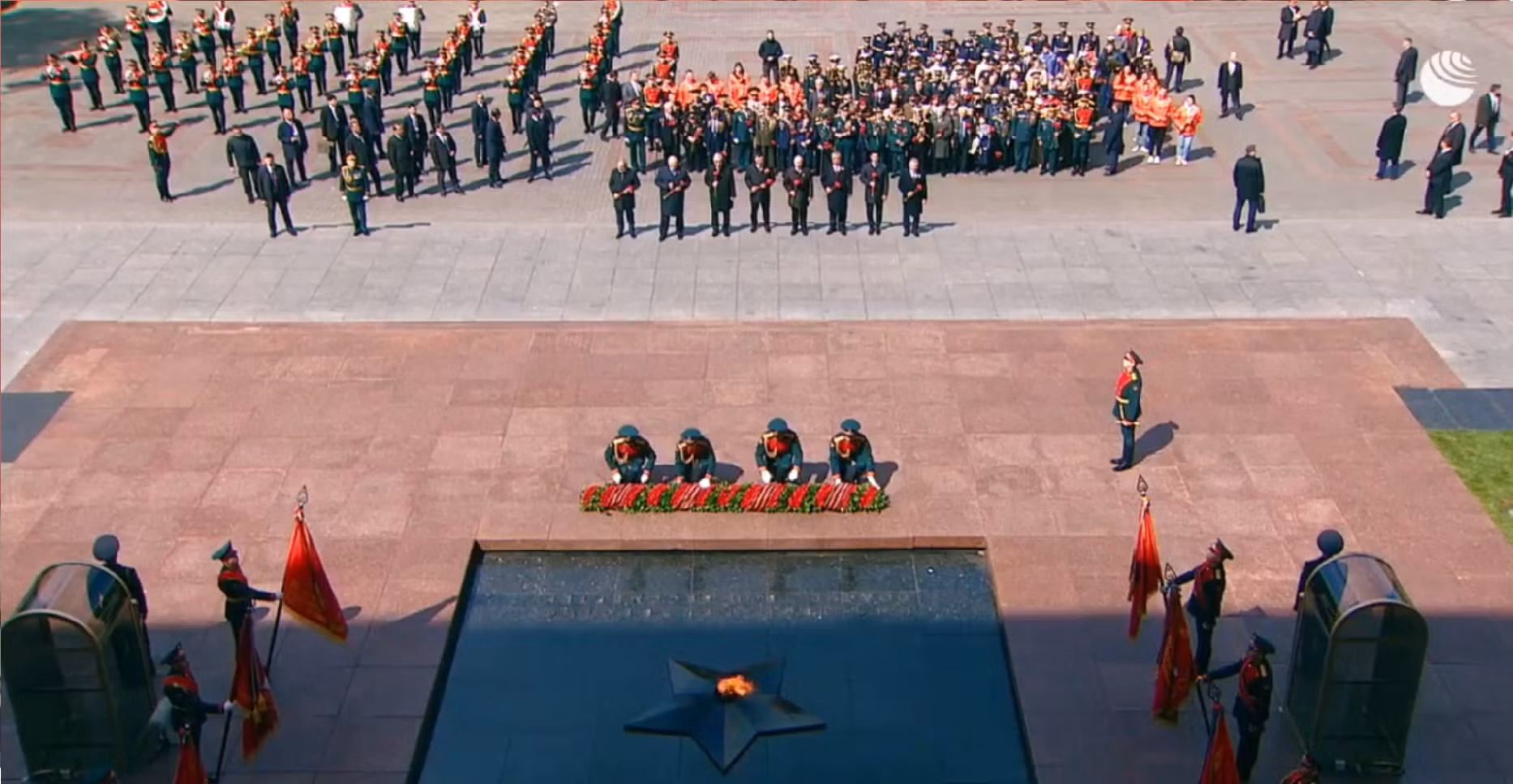 Nga duyệt binh Chiến thắng: Tổng thống Putin ca ngợi lực lượng chiến đấu ở Ukraine -0