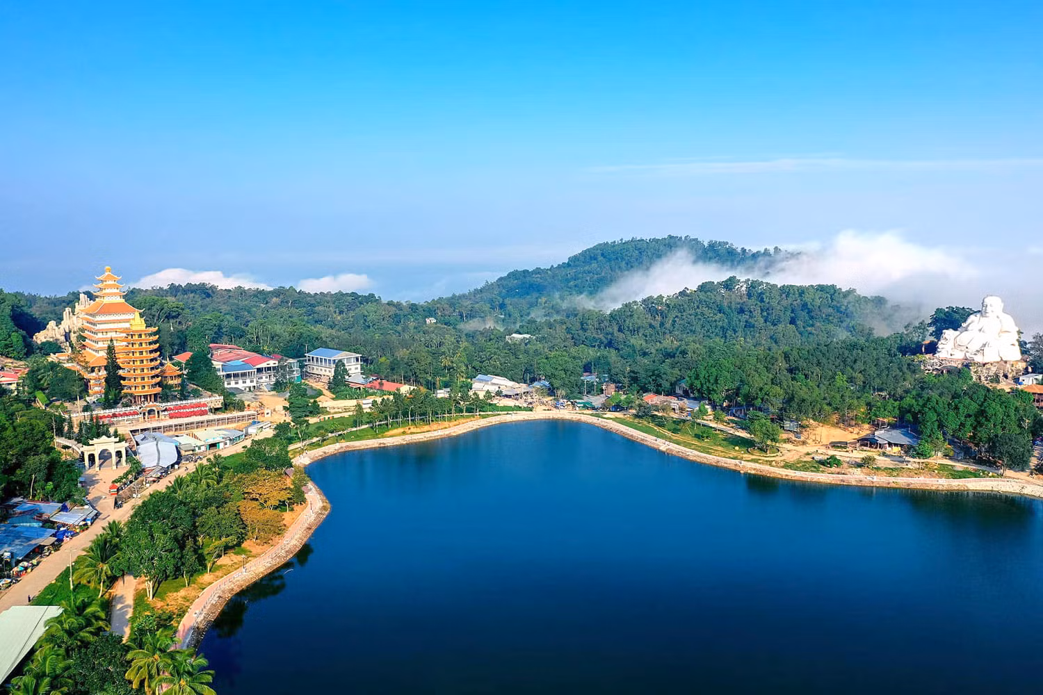 Hành trình về nơi “tìm thấy chính mình” -0