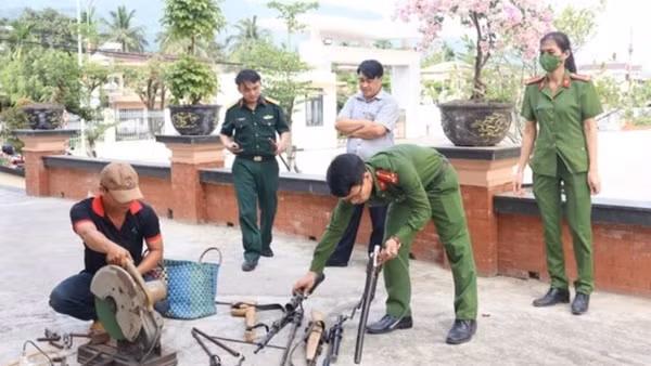 Công an Quảng Ngãi quản lý chặt vũ khí, vật liệu nổ trên địa bàn