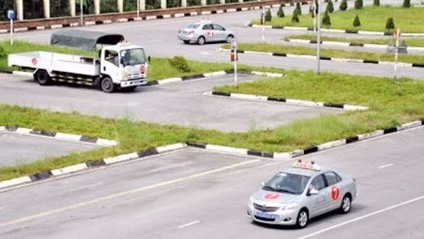 Tăng cường chống tiêu cực trong đào tạo, sát hạch, cấp giấy phép lái xe