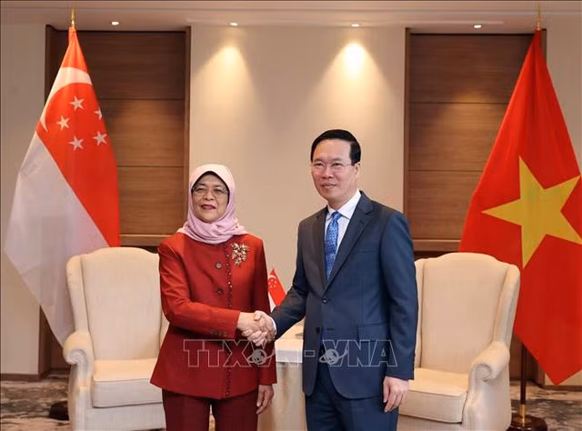 Chủ tịch nước tiếp xúc song phương nhân dịp tham dự Lễ Đăng quang của Nhà vua Anh Charles III -0