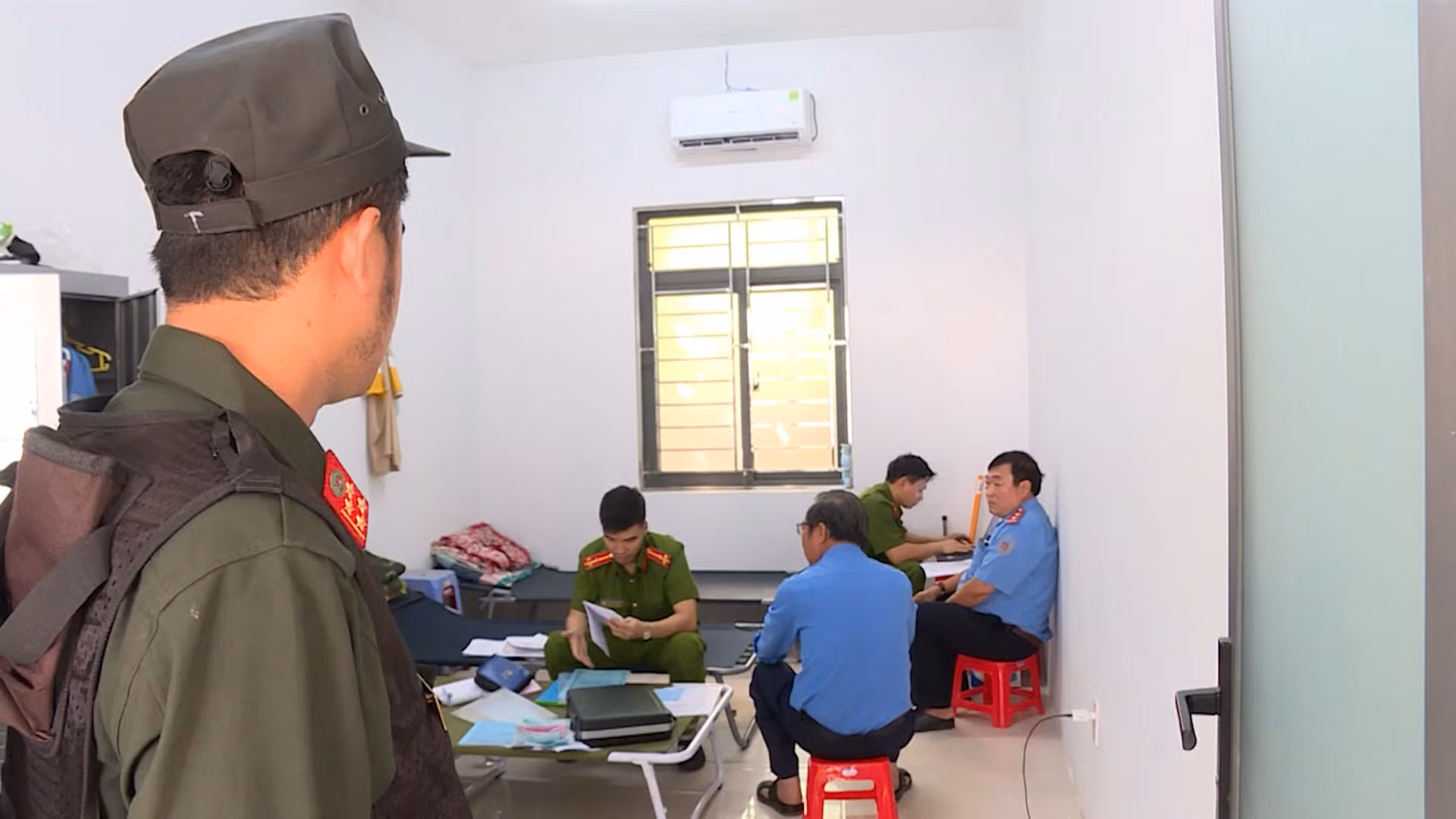 Phê chuẩn các quyết định khởi tố bị can vụ Thanh tra giao thông “làm luật” -0