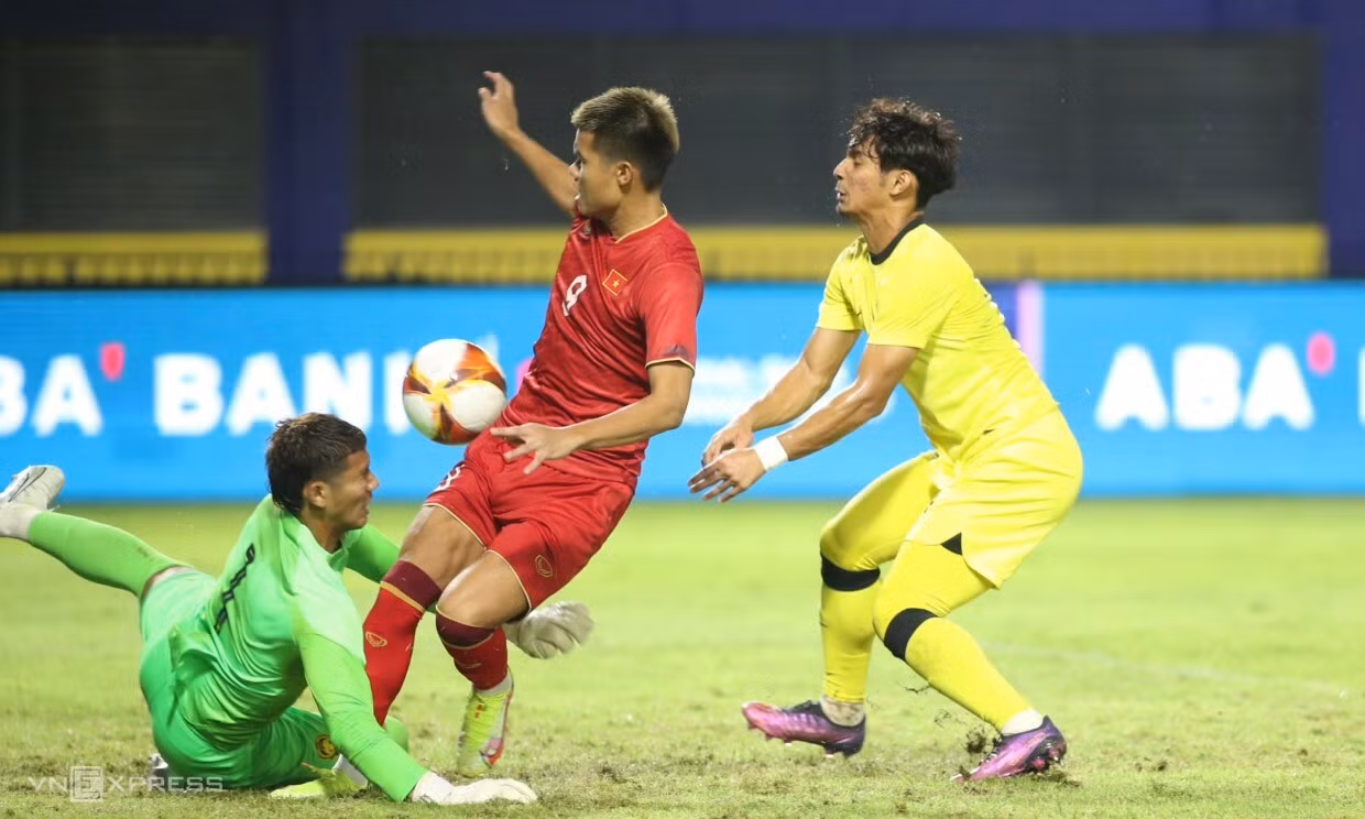 Tấm vé bán kết và những điều chờ đợi U22 Việt Nam -0