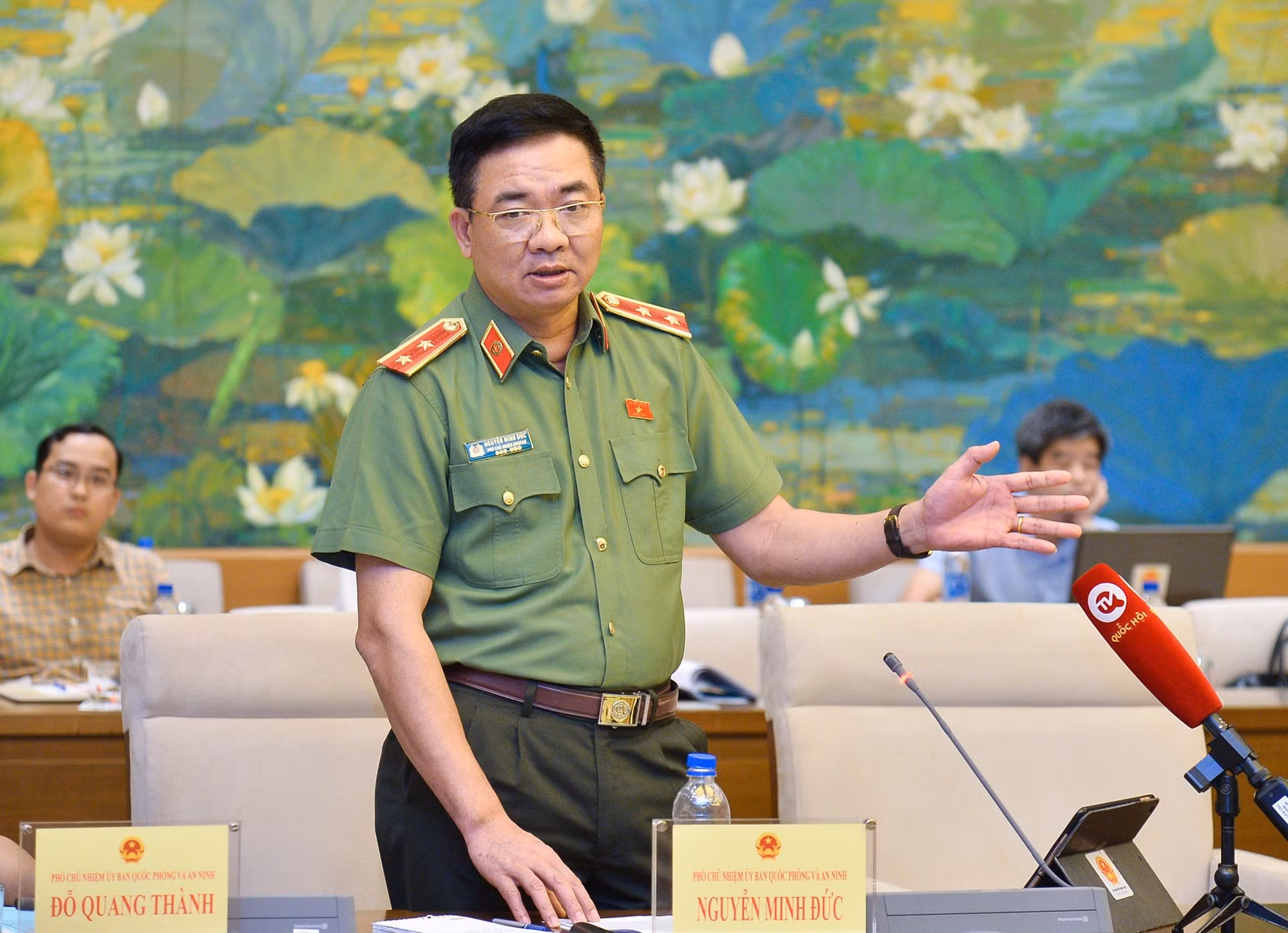 Hoàn thiện pháp luật về CAND, khắc phục vướng mắc trong thực tiễn công tác, chiến đấu -0