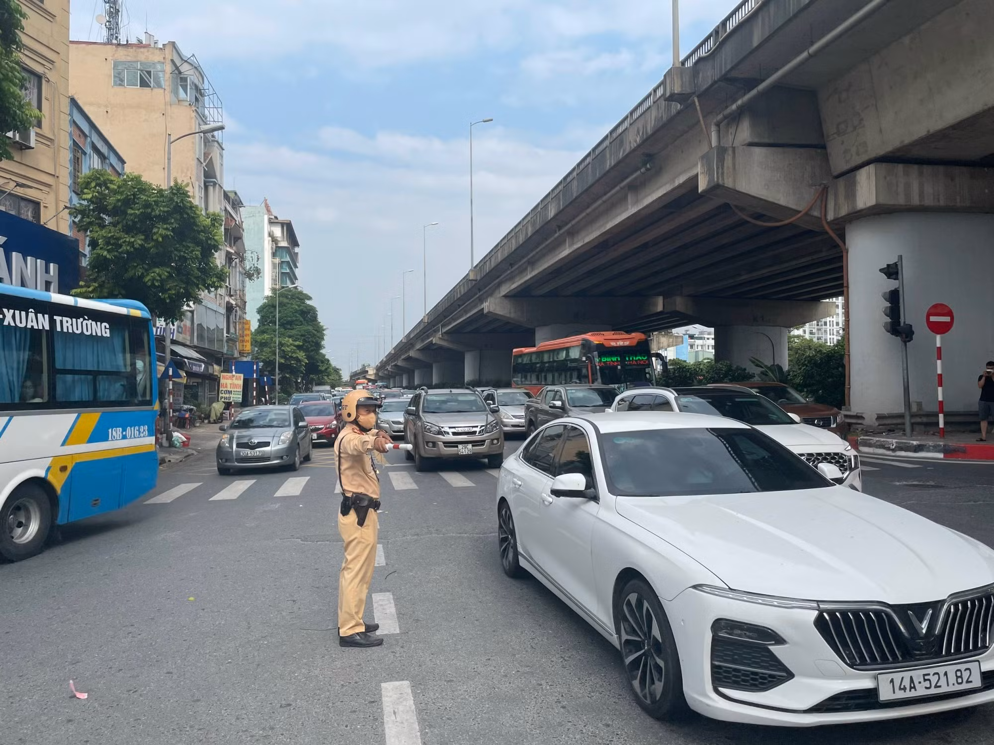 Hơn 300 “ma men” tại Hà Nội bị xử phạt trong kỳ nghỉ lễ 30/4 -0