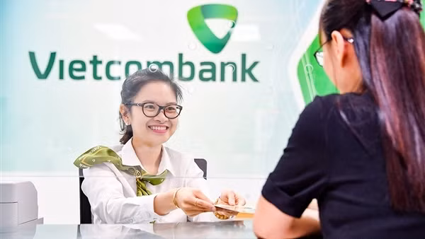 Vietcombank tiếp tục giảm đồng loạt lãi suất cho vay hỗ trợ khách hàng trong năm 2023