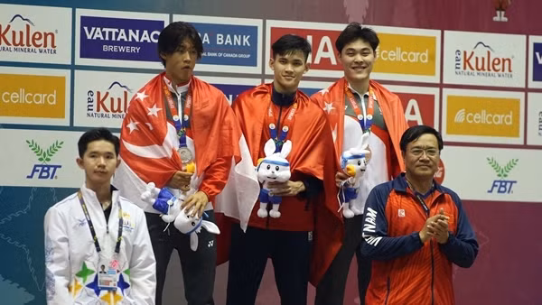 Kình ngư Việt Nam phá kỉ lục SEA Games