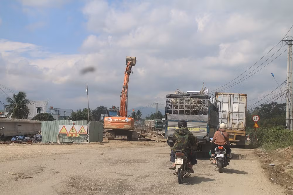 Rất nhiều vị trí trên Quốc lộ 19 chưa đảm bảo ATGT -1