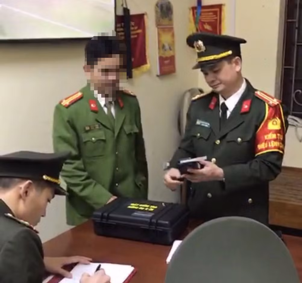 Tăng cường kiểm tra, chấn chỉnh việc chấp hành Điều lệnh Công an nhân dân -0