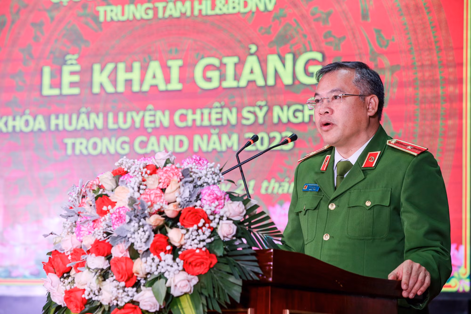 Thứ trưởng Nguyễn Văn Long: chiến sĩ mới phải xác định lập trường, vượt qua mọi khó khăn, thử thách -1
