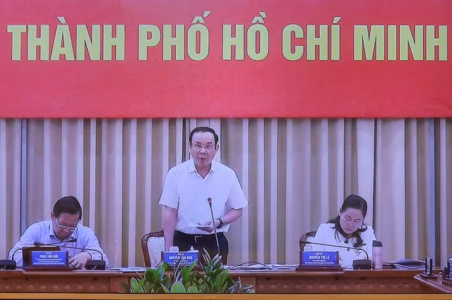 Xây dựng cơ chế, chính sách đặc thù cho Thành phố Hồ Chí Minh cần có trọng tâm, trọng điểm -0