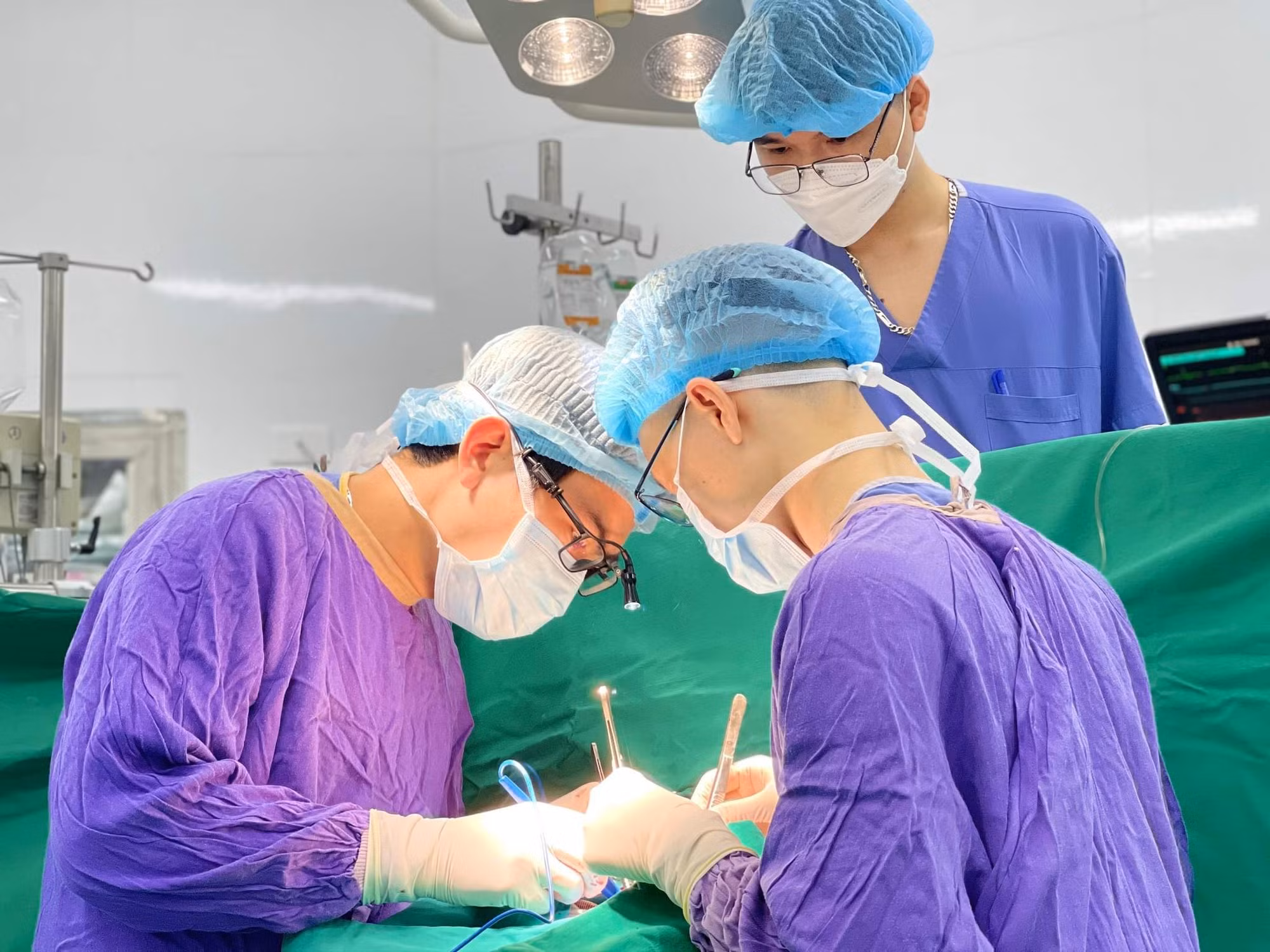 Lần đầu tiên ghép tim và thận cho một bệnh nhân ở Việt Nam -0