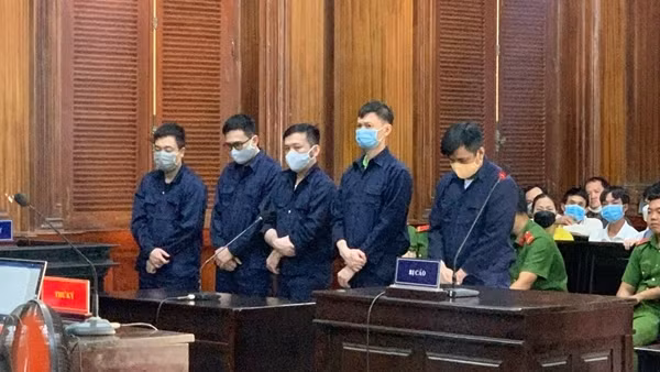 Tổng giám đốc lập nhiều dự án "ma” lãnh án chung thân
