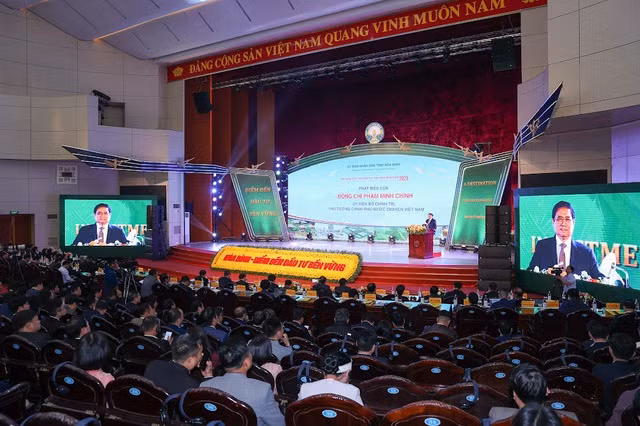 Thủ tướng tin rằng, sẽ có nhiều nhà đầu tư trong và ngoài nước lựa chọn Hòa Bình -0