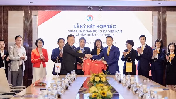 Tập đoàn Sun Group hợp tác với VFF cùng phát triển bóng đá Việt Nam