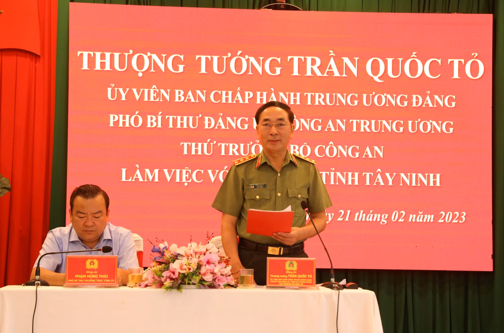 lam1.jpg -0
