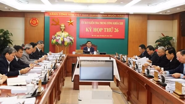 Uỷ ban Kiểm tra Trung ương kỷ luật và kiến nghị kỷ luật một số cá nhân, tập thể