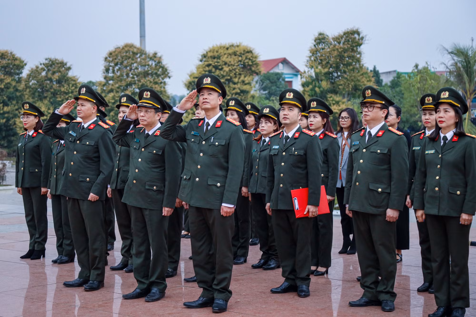 Xúc động tri ân tại nơi khởi nguồn Sáu điều Bác Hồ dạy CAND -1