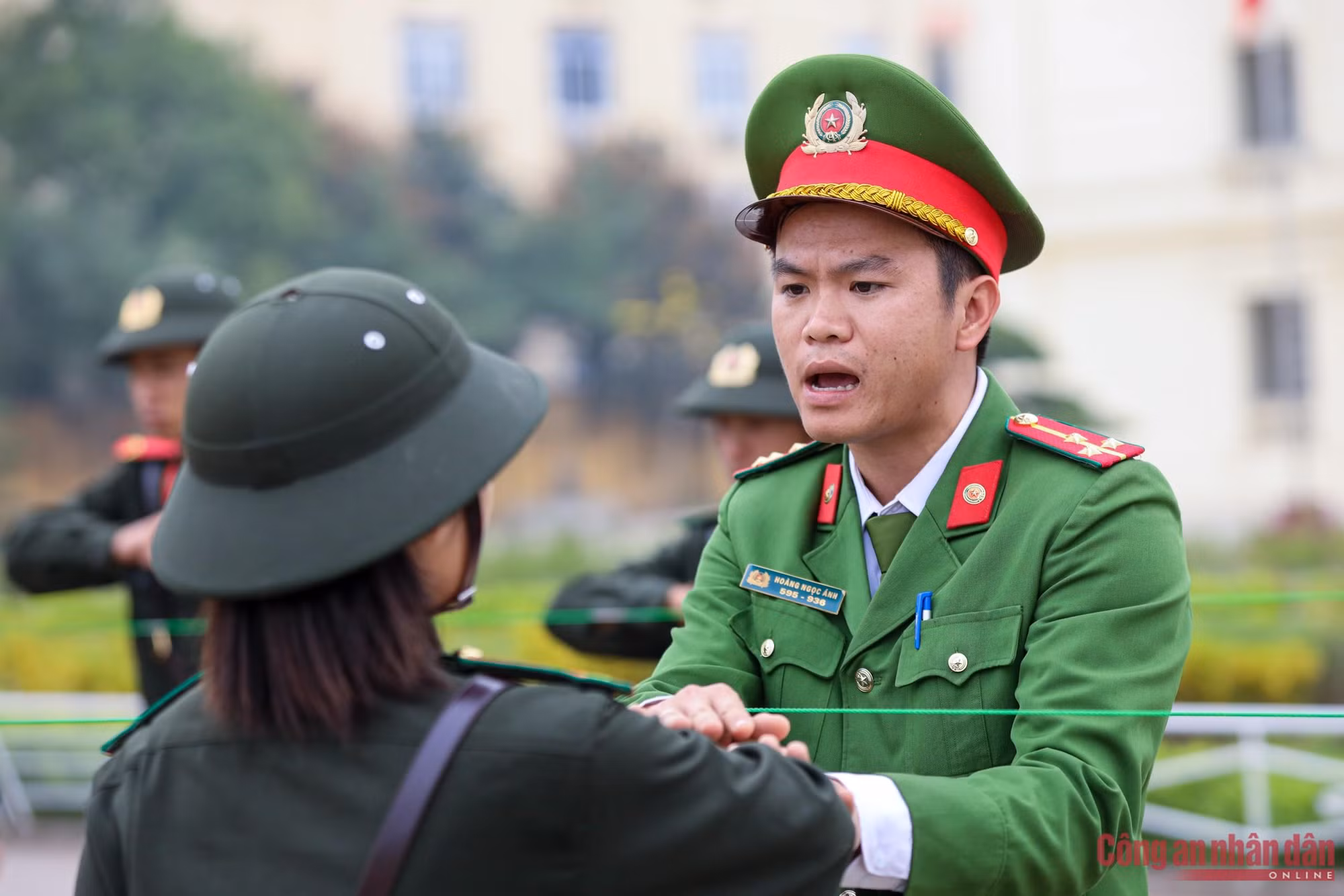 7a.jpg -7
