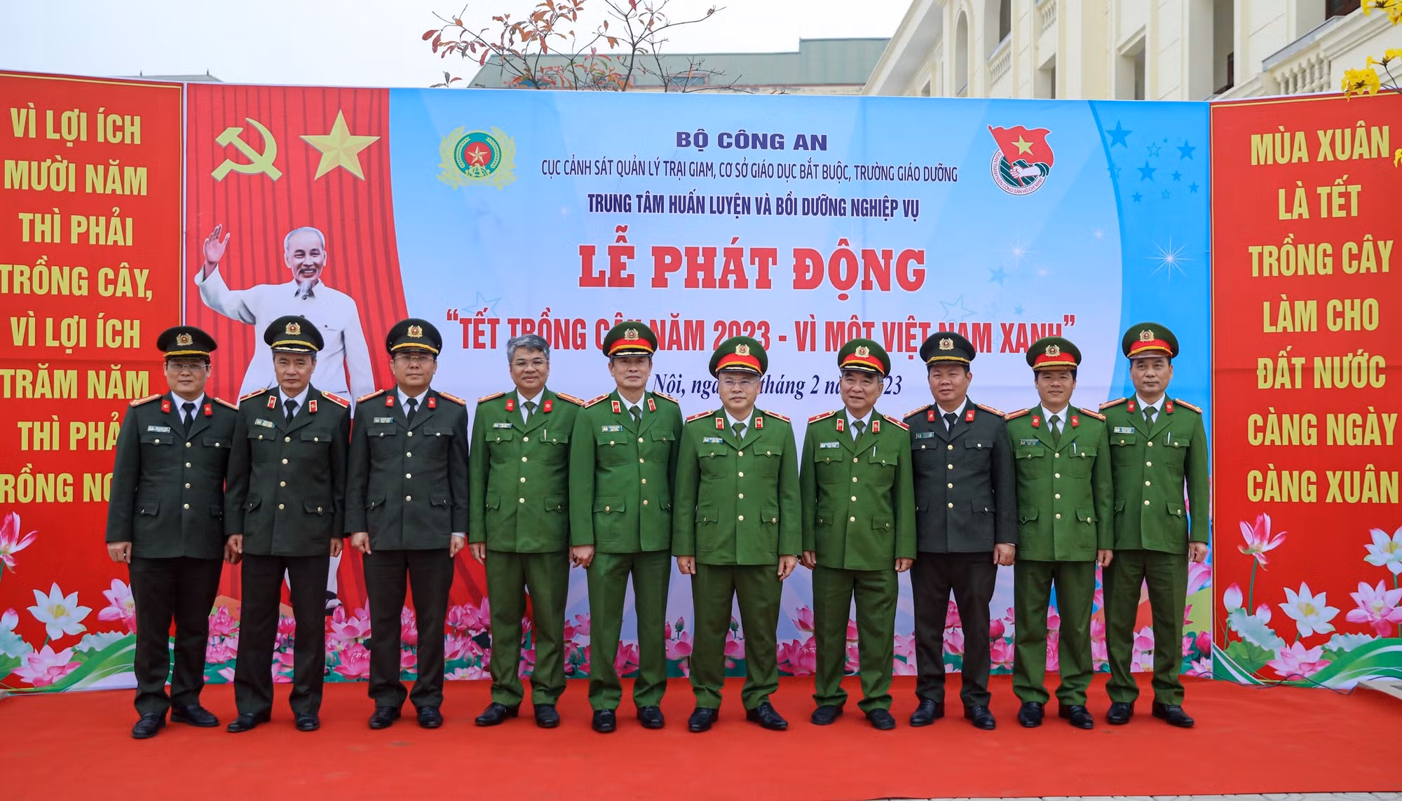 Thứ trưởng Nguyễn Văn Long: chiến sĩ mới phải xác định lập trường, vượt qua mọi khó khăn, thử thách -1