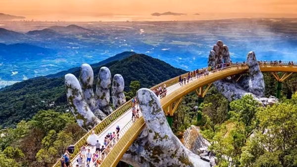Nhiều hoạt động kích cầu du lịch Đà Nẵng