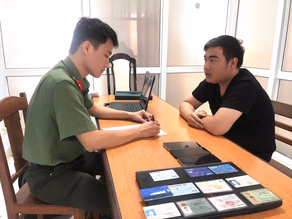 Lừa cho thuê phòng trọ, chiếm đoạt tiền của nhiều sinh viên và công nhân -0