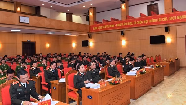 Nỗ lực thúc đẩy công tác giải ngân vốn đầu tư công, xây dựng trụ sở, nhà ở Công an xã, thị trấn