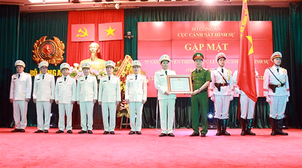 Xứng đáng là 