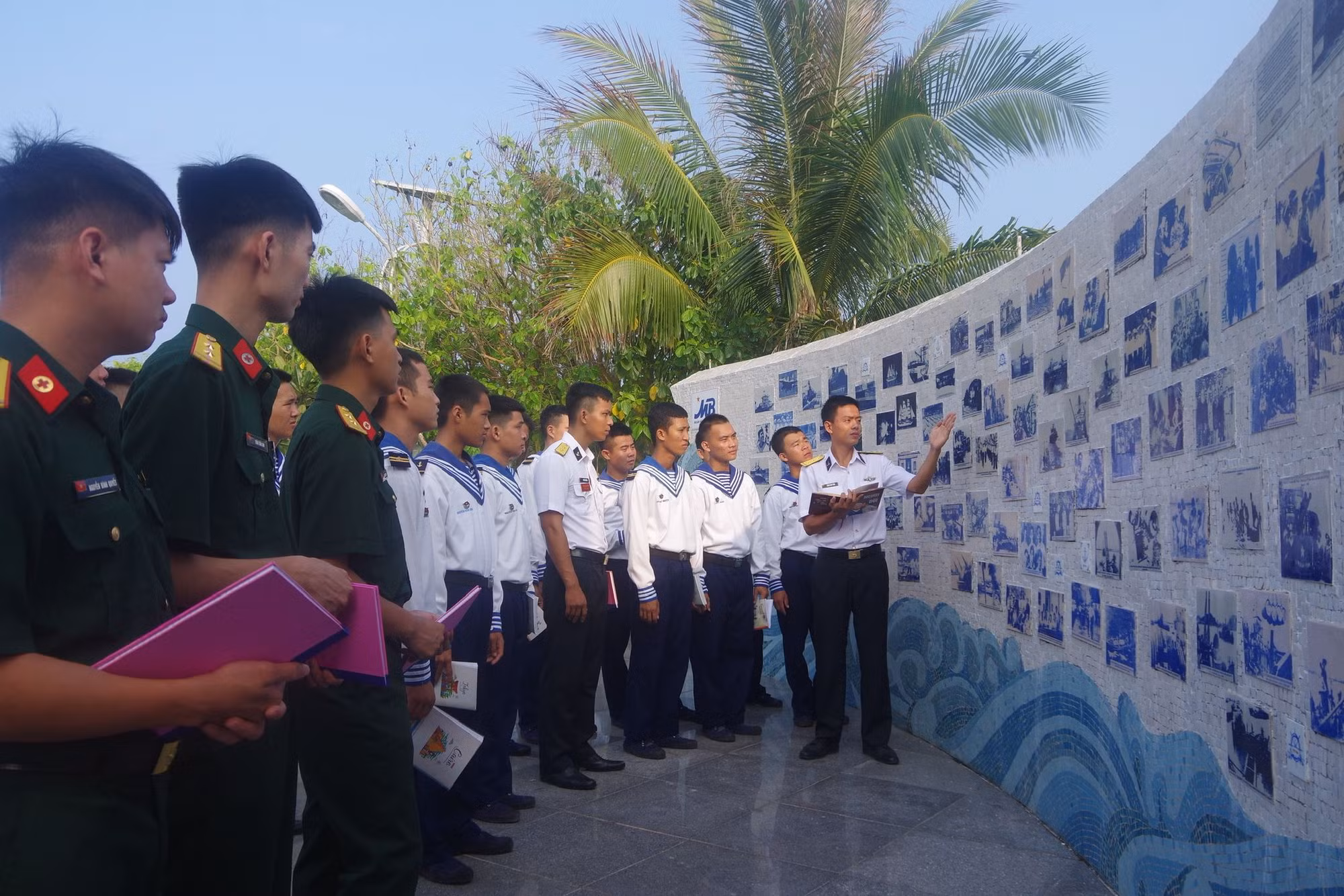 Rèn thêm cứng, luyện thêm vững “chất thép” từ cơ sở Đảng (bài 4) -0