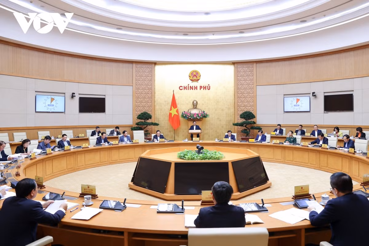 Thủ tướng: Không ít vướng mắc về thể chế đang đặt ra -0