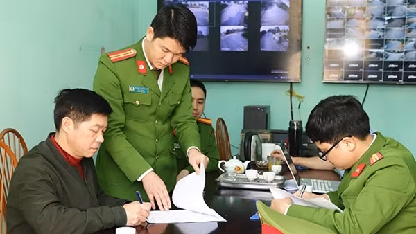 Bắt Phó Giám đốc chi nhánh Công ty Cổ phần Đăng kiểm Bắc Kạn tại tỉnh Tuyên Quang