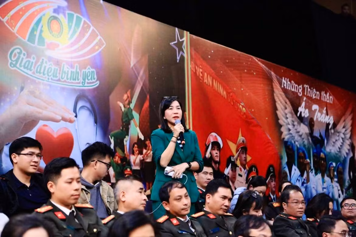"Chuyển đổi số là nói đến con người, chứ không phải công nghệ" ảnh 6