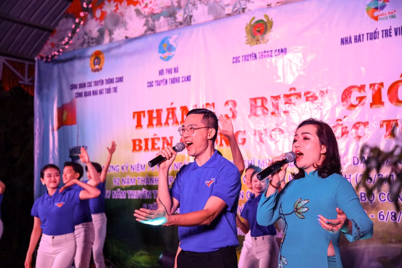 Đêm văn nghệ đặc biệt nơi miền cao nguyên đá Hà Giang -0