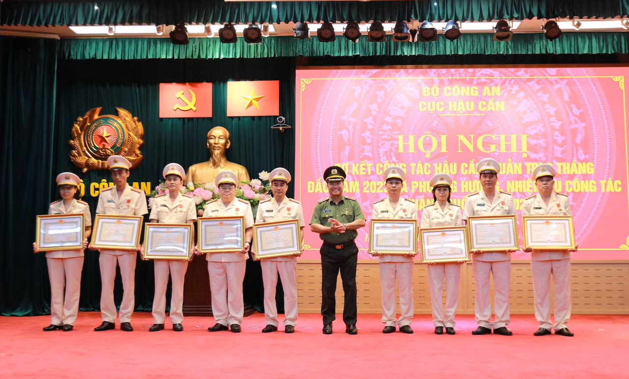 Tập trung hoàn thành đầu tư xây dựng các dự án trọng điểm -0