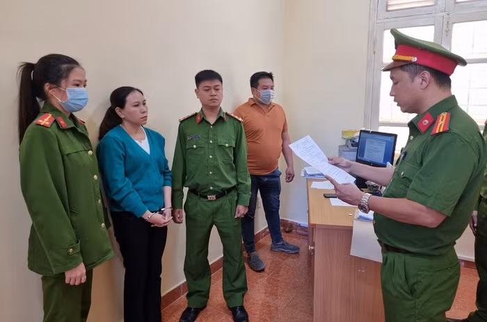 Bắt tạm giam kế toán Chi Cục thi hành án về hành vi lừa đảo -0