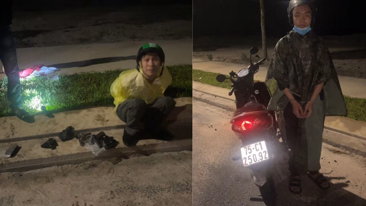 2 đối tượng đem 4 khẩu súng và 19 viên đạn đi bán -0