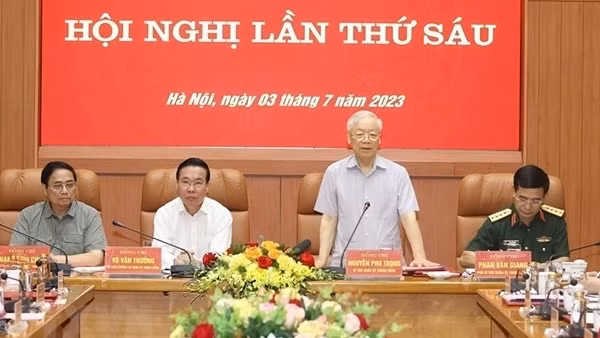 Tổng Bí thư: Rèn luyện đội ngũ cán bộ quân đội theo tinh thần "7 Dám"
