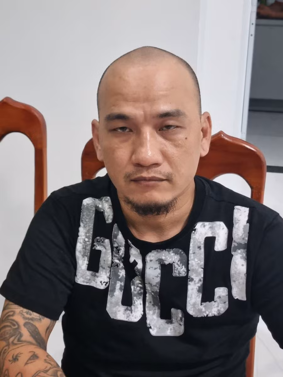 Lập 5 công ty để mua bán tài khoản ngân hàng -0
