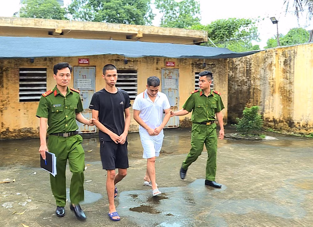 Phát hiện các đối tượng tổ chức sử dụng ma túy tại chung cư -0