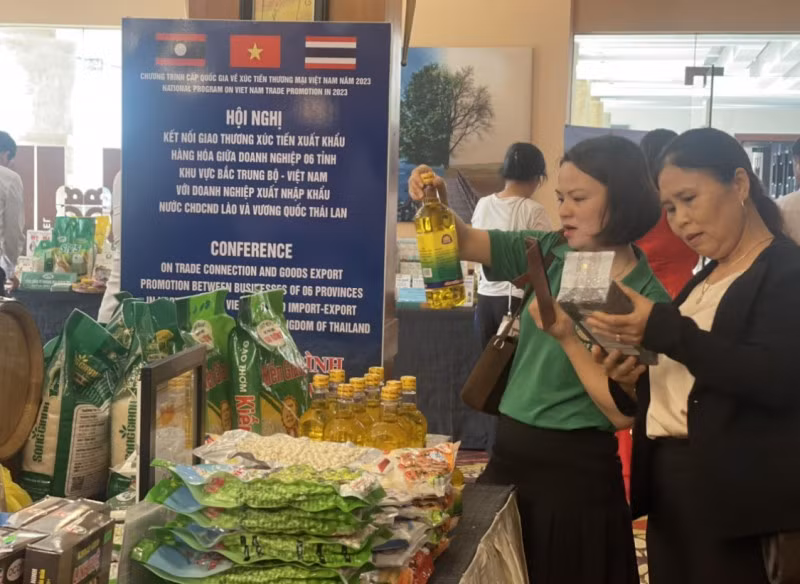 Kết nối giao thương 6 tỉnh Bắc Trung bộ với Lào và Thái Lan -0