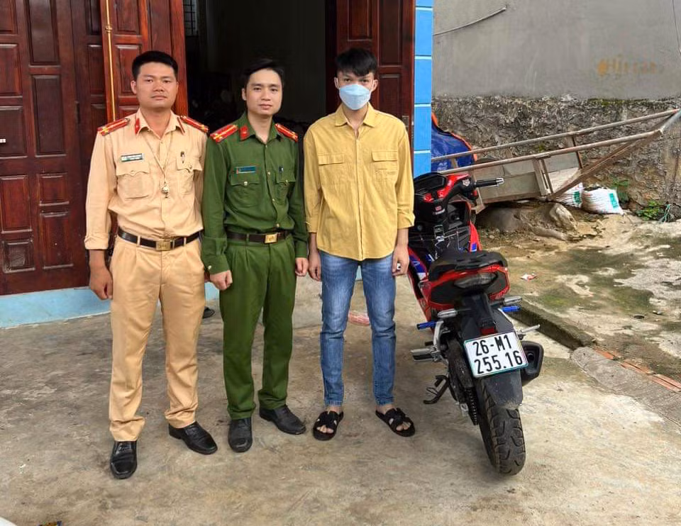 anh 2.jpg -1