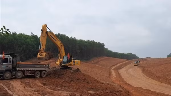 Tháo gỡ vướng mắc của dự án cao tốc Vạn Ninh – Cam Lộ