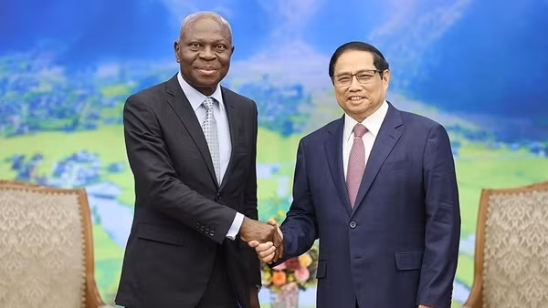 Thủ tướng Phạm Minh Chính tiếp Tổng Giám đốc Tổ chức Lao động Quốc tế