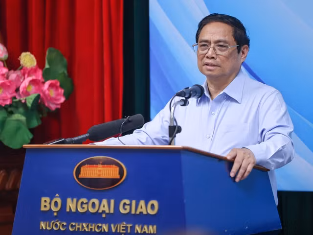 Thủ tướng chủ trì hội nghị đẩy mạnh công tác ngoại giao kinh tế -0