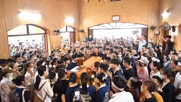 Thông tin thêm về vụ tai nạn của ca nương nhí Đặng Tú Thanh