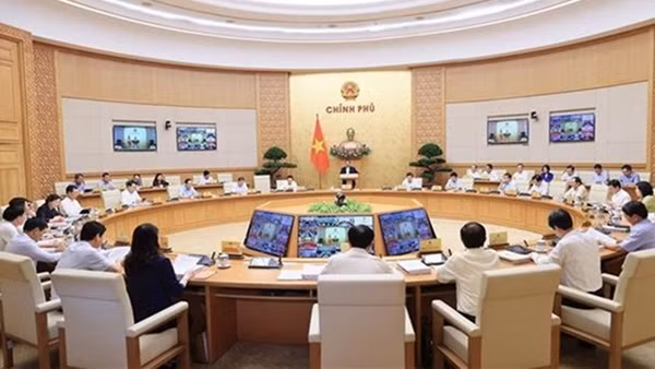 Chính phủ đánh giá tình hình kinh tế- xã hội sáu tháng năm 2023