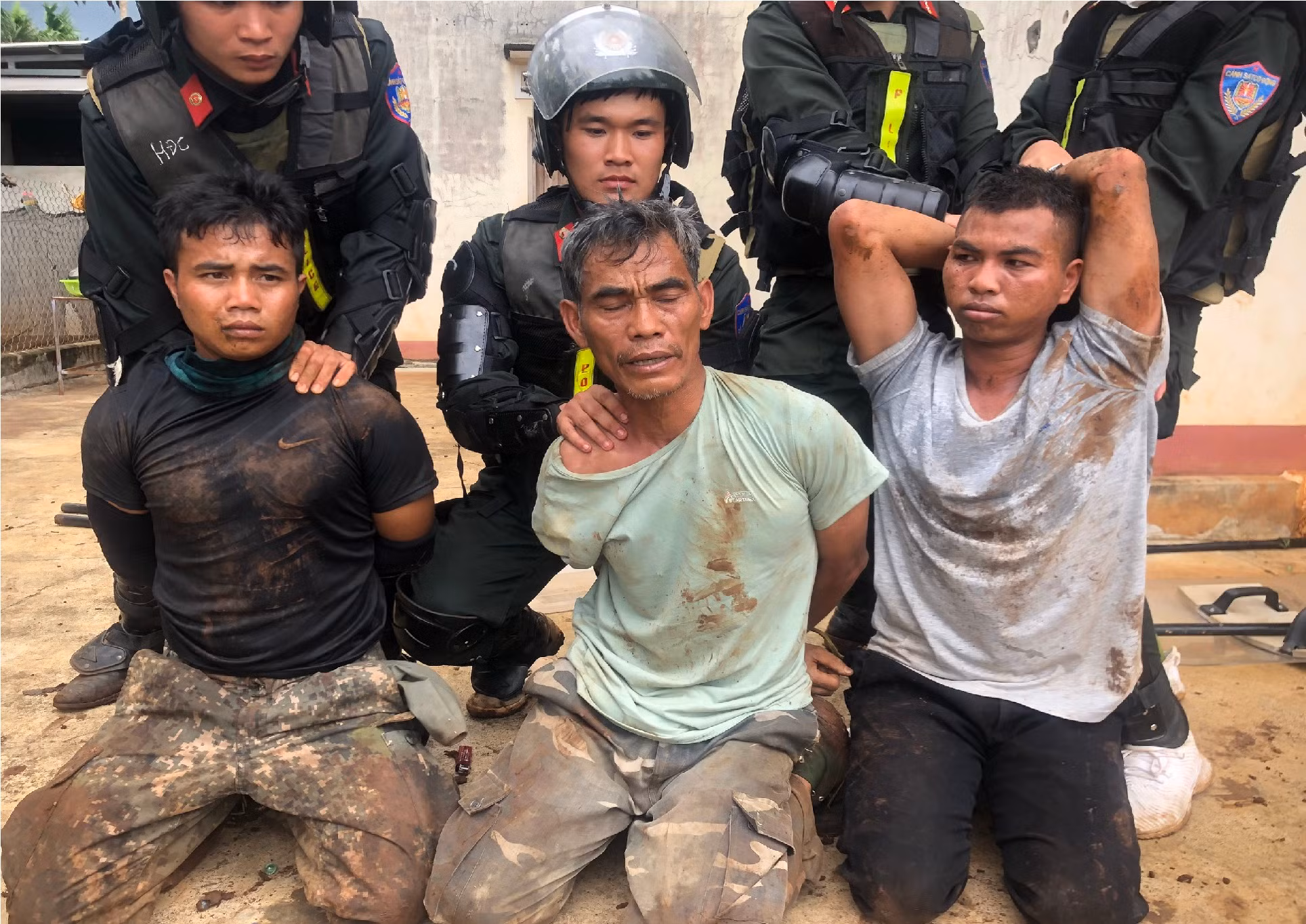 Vụ gây mất ANTT tại Đắk Lắk: Chuyện chưa kể về những cuộc vây ráp, truy bắt nhóm khủng bố -0