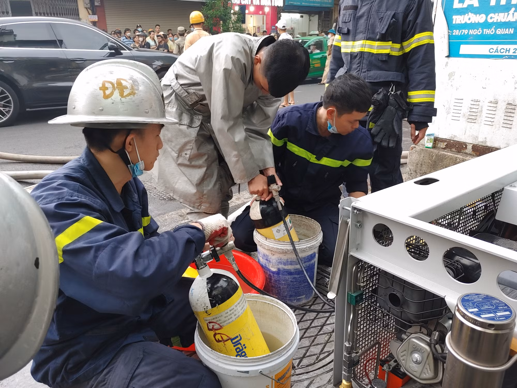 Cảnh sát chia sẻ kinh nghiệm phòng cháy, chữa cháy với dạng nhà ống -0